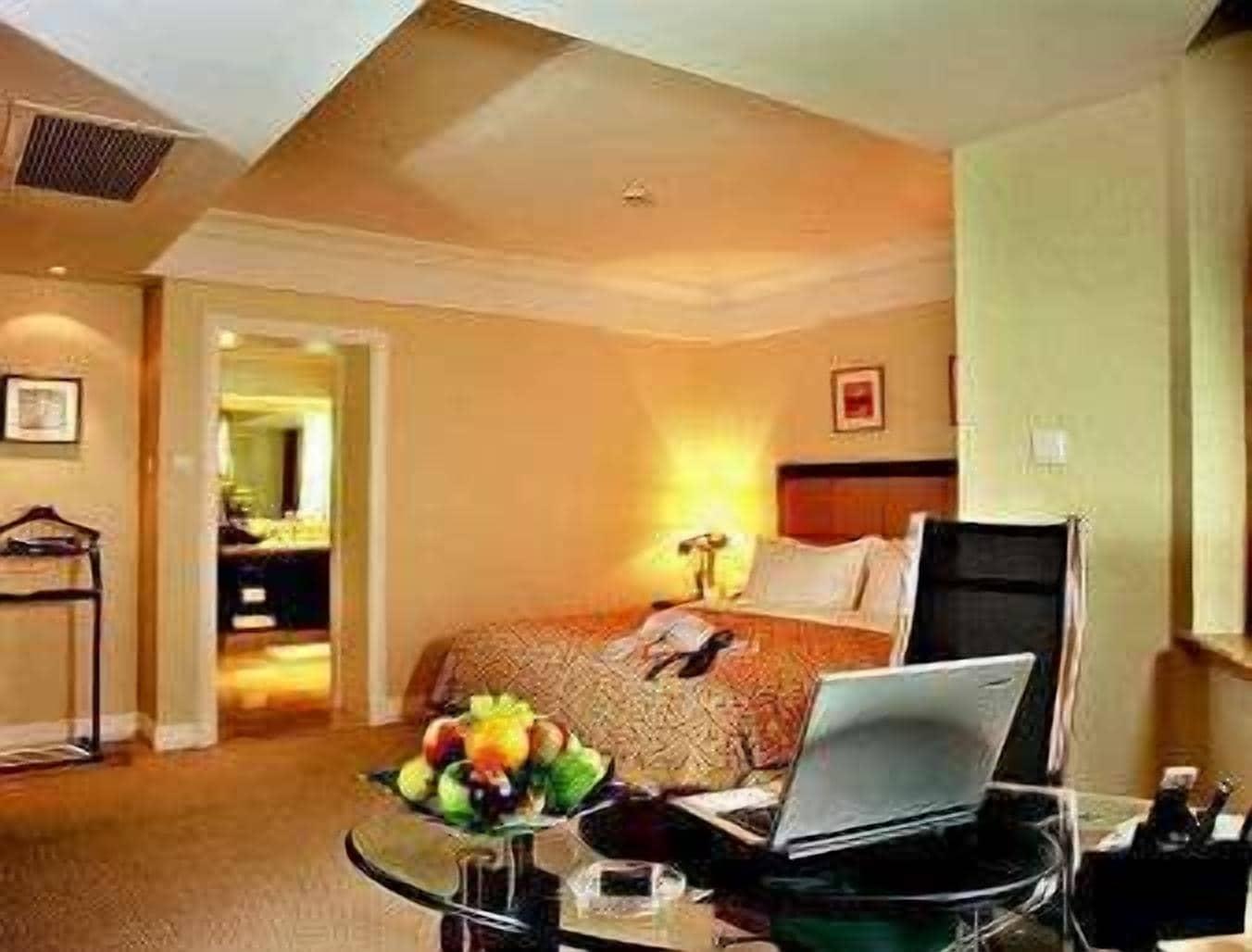 Ramada Plaza Optics Valley Hotel Wuhan Rom bilde