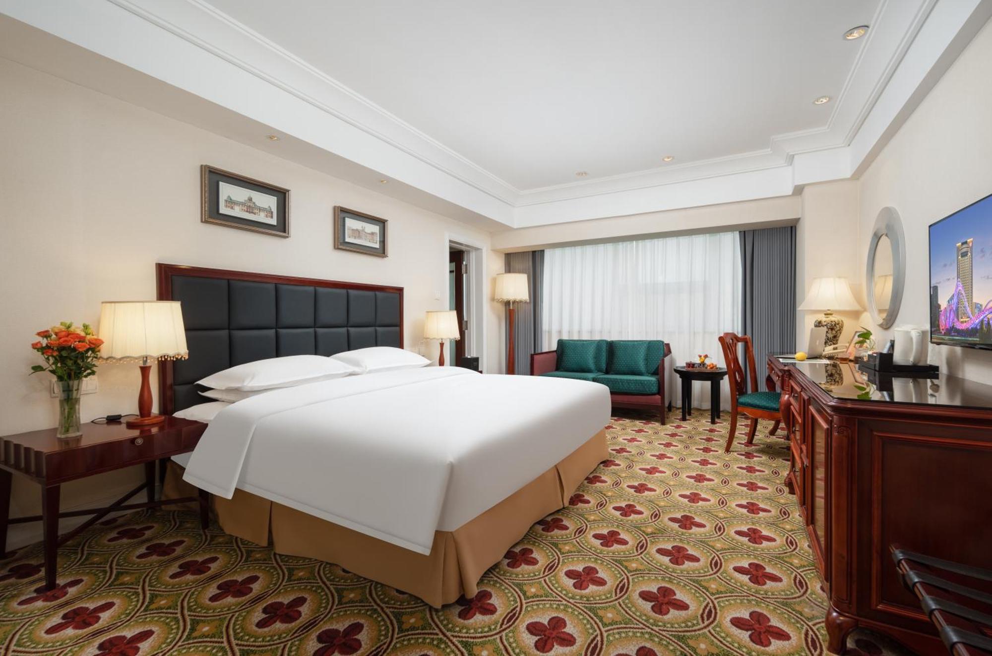Ramada Plaza Optics Valley Hotel Wuhan Eksteriør bilde