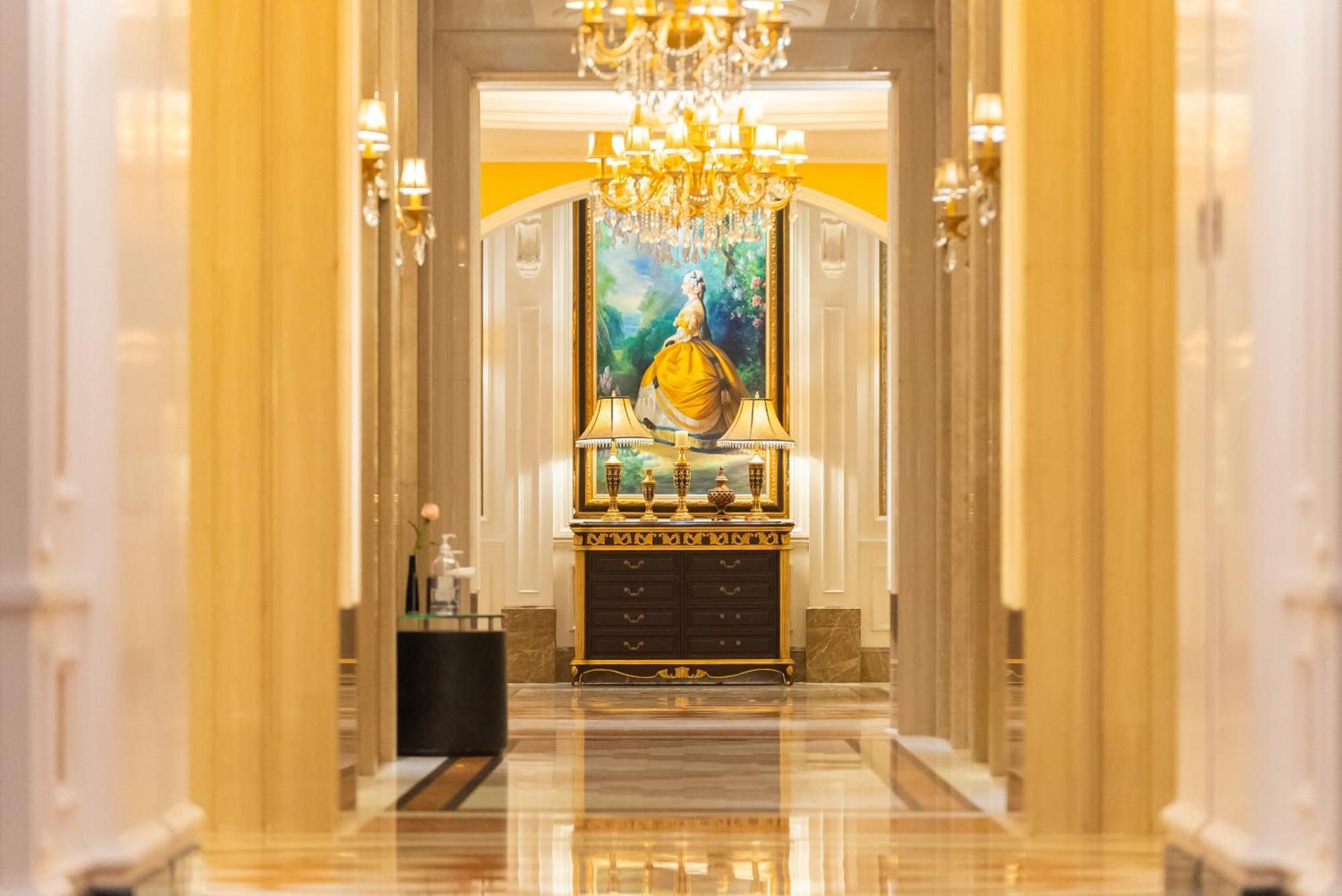 Ramada Plaza Optics Valley Hotel Wuhan Eksteriør bilde