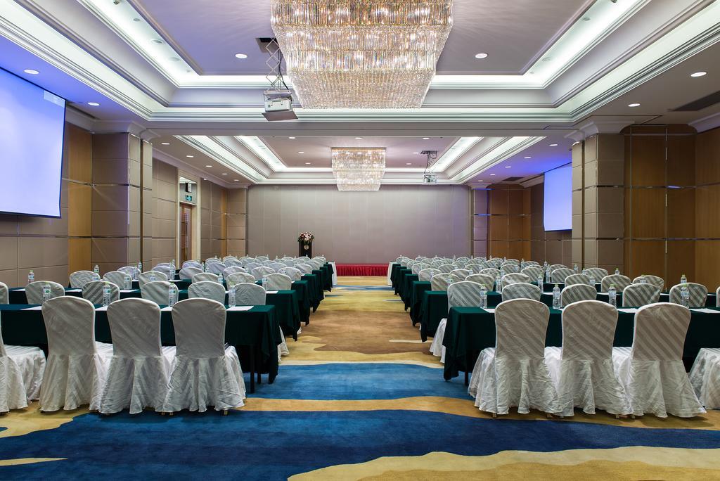Ramada Plaza Optics Valley Hotel Wuhan Eksteriør bilde