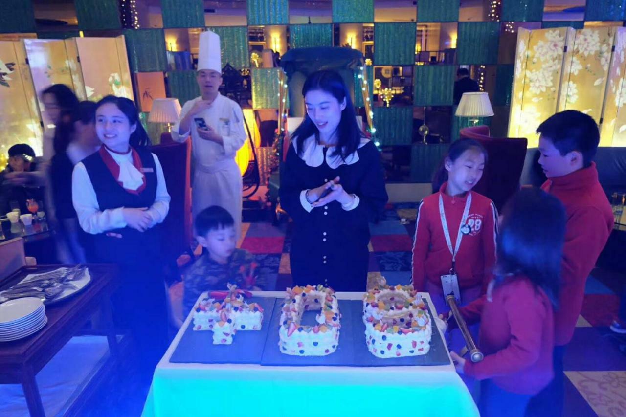 Ramada Plaza Optics Valley Hotel Wuhan Eksteriør bilde